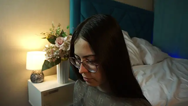 ywixos online show from 14, 12, 2025