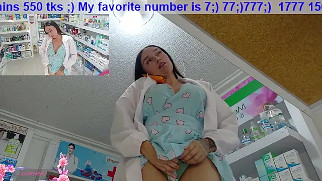 Snapshot of swmilena_hot_ chatting on 21, 11, 2025 swmilena hot online show from 21, 11, 2025