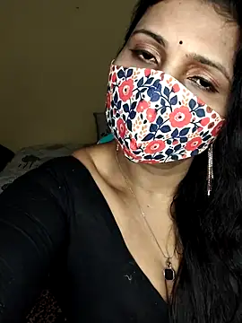 Hotty Sonali online show from 3, 12, 2025