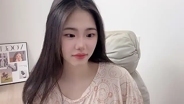 Snapshot of suki-1 chatting on 12, 4, 2026 suki-1 online show from 12, 4, 2026