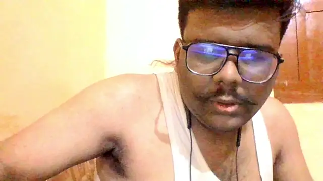 Snapshot of brownbear6 chatting on 17, 10, 2025 brownbear6 online show from 17, 10, 2025