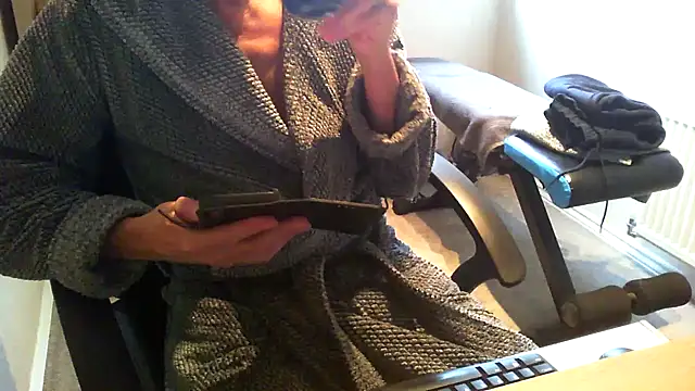 Snapshot of rogpb chatting on 8, 1, 2026 rogpb online show from 8, 1, 2026