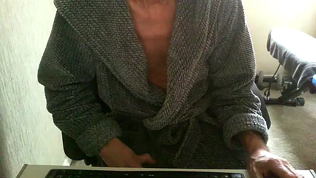 Snapshot of rogpb chatting on 1, 2, 2026 rogpb online show from 1, 2, 2026