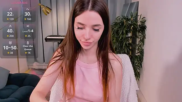 Snapshot of shuggybaby chatting on 16, 9, 2025 shuggybaby online show from 16, 9, 2025