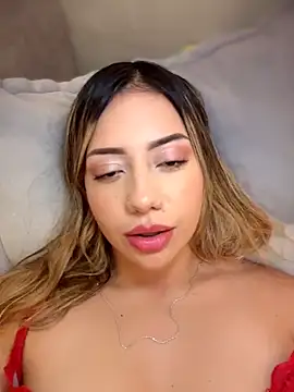 Snapshot of MissCat_ chatting on 1, 2, 2026 MissCat online show from 1, 2, 2026