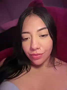 Snapshot of MissCat_ chatting on 3, 5, 2026 MissCat online show from 3, 5, 2026