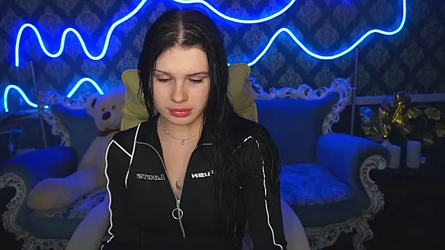 Neyla Charm online show from 13, 10, 2025