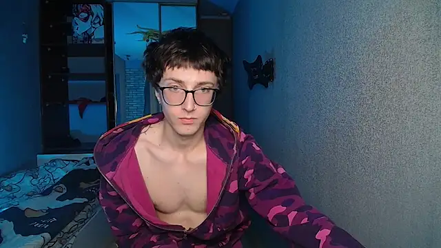 8goat online show from 2, 12, 2025