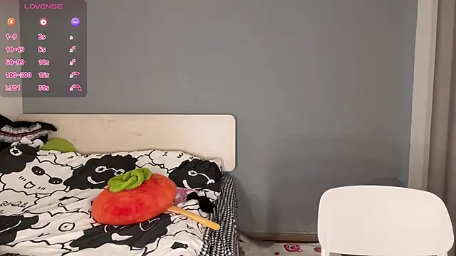 Kittenfishing online show from 8, 10, 2025