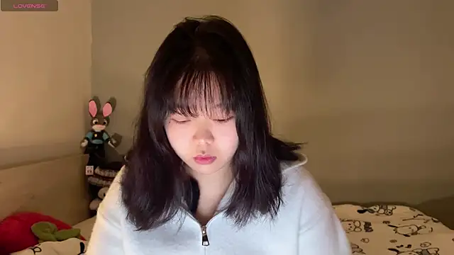 Kittenfishing online show from 30, 10, 2025