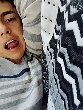 La Cosita 69 online show from 10, 10, 2025