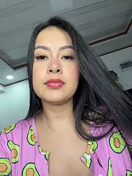 Snapshot of CrisMarulanda chatting on 13, 2, 2026 CrisMarulanda online show from 13, 2, 2026