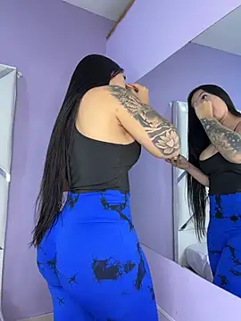 Snapshot of CrisMarulanda chatting on 29, 3, 2026 CrisMarulanda online show from 29, 3, 2026