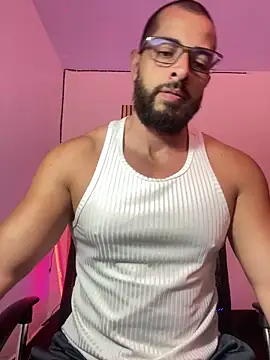 Snapshot of magnumchris chatting on 1, 7, 2026 magnumchris online show from 1, 7, 2026
