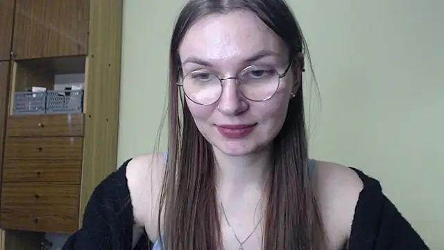 Snapshot of LooveELLYx chatting on 19, 12, 2024 LooveELLYx online show from 19, 12, 2024