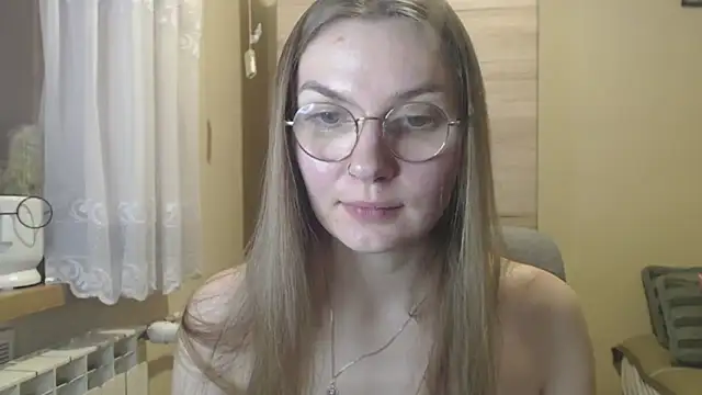 Snapshot of LooveELLYx chatting on 27, 12, 2024 LooveELLYx online show from 27, 12, 2024