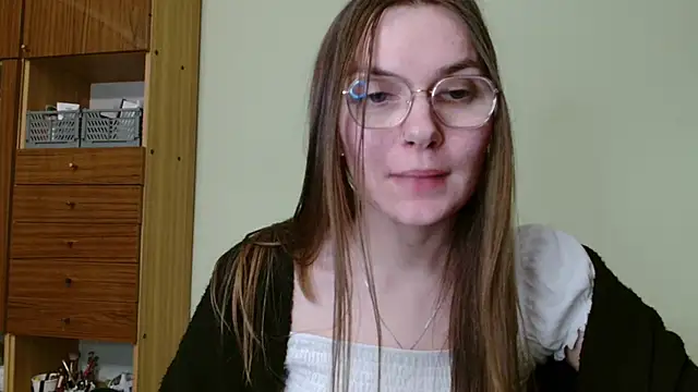 Snapshot of LooveELLYx chatting on 13, 1, 2025 LooveELLYx online show from 13, 1, 2025