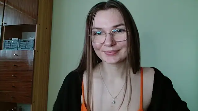 Snapshot of LooveELLYx chatting on 17, 1, 2025 LooveELLYx online show from 17, 1, 2025