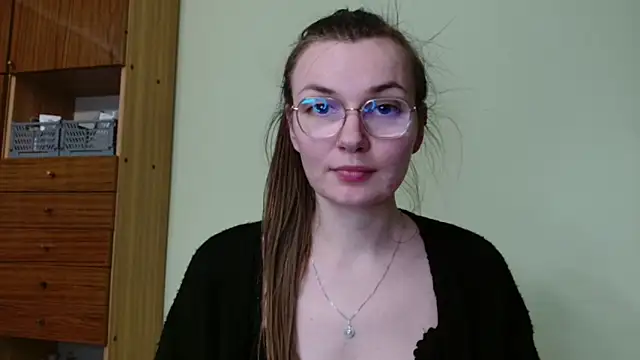 Snapshot of LooveELLYx chatting on 22, 1, 2025 LooveELLYx online show from 22, 1, 2025