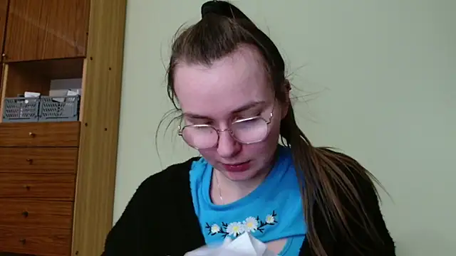 Snapshot of LooveELLYx chatting on 23, 1, 2025 LooveELLYx online show from 23, 1, 2025