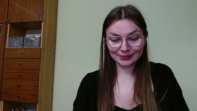 Snapshot of LooveELLYx chatting on 12, 2, 2025 LooveELLYx online show from 12, 2, 2025