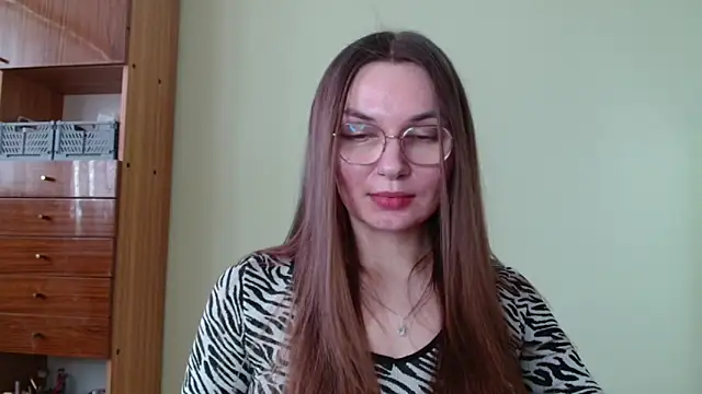 Snapshot of LooveELLYx chatting on 21, 2, 2025 LooveELLYx online show from 21, 2, 2025