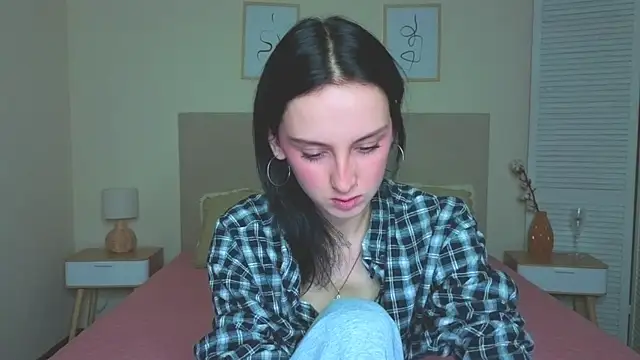 Little moly999 online show from 10, 10, 2025