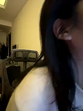 Olivia-l online show from 21, 11, 2025