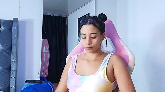 Snapshot of GraceWallace_ chatting on 13, 6, 2026 GraceWallace online show from 13, 6, 2026