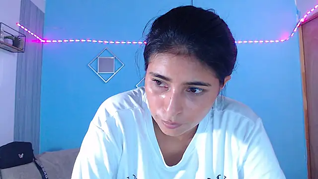 Snapshot of Pleassing_neighbour chatting on 1, 7, 2026 Pleassing neighbour online show from 1, 7, 2026