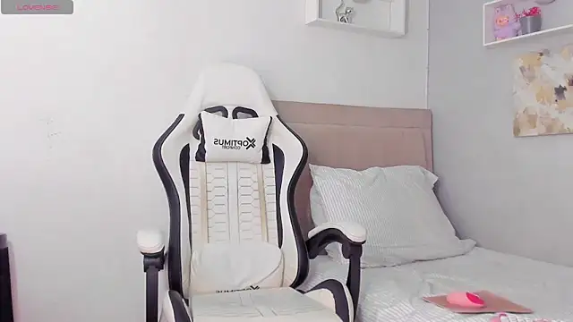 Thomas wil online show from 14, 2, 2026