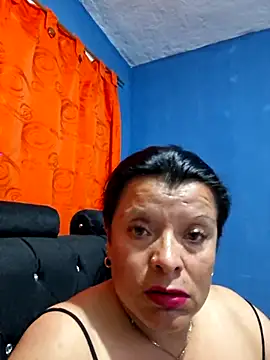 Hanna Kieran online show from 4, 12, 2025