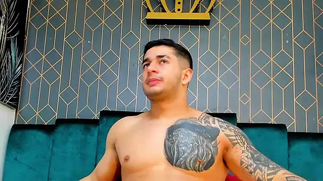 king falconer online show from 28, 9, 2025