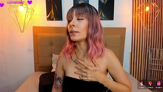 alesziarose online show from 24, 9, 2025