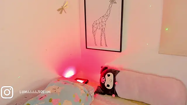 princessluna 19 online show from 7, 6, 2026