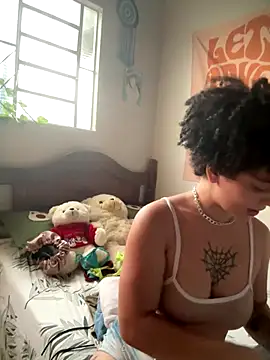 Snapshot of CamillyBlum chatting on 20, 9, 2025 CamillyBlum online show from 20, 9, 2025