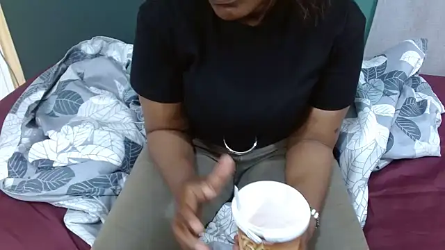 sexythae32 online show from 6, 2, 2026