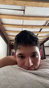 Snapshot of RobinLenoxx chatting on 10, 7, 2026 RobinLenoxx online show from 10, 7, 2026