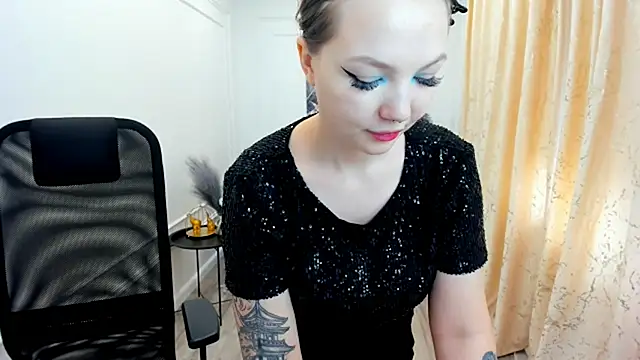 Snapshot of MariaRobinsone chatting on 14, 6, 2026 MariaRobinsone online show from 14, 6, 2026