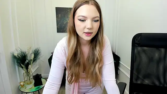 Snapshot of MariaRobinsone chatting on 19, 6, 2026 MariaRobinsone online show from 19, 6, 2026