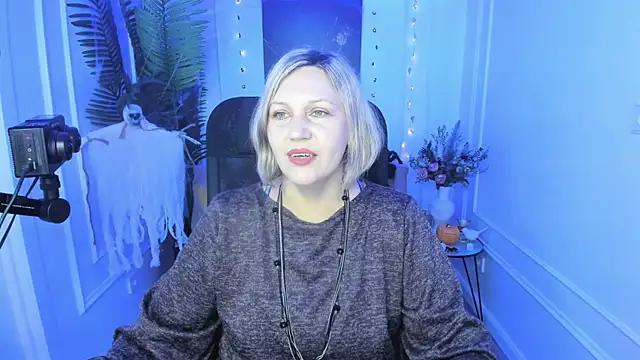 NinaStarle online show from 17, 10, 2025