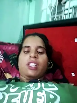 Snapshot of JHILMIL chatting on 18, 9, 2025 JHILMIL online show from 18, 9, 2025