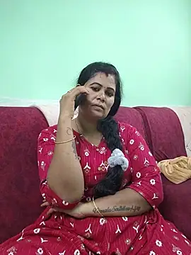 Snapshot of tamilaruvi chatting on 1, 6, 2026 tamilaruvi online show from 1, 6, 2026