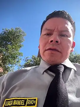 Manu0586 online show from 12, 4, 2026