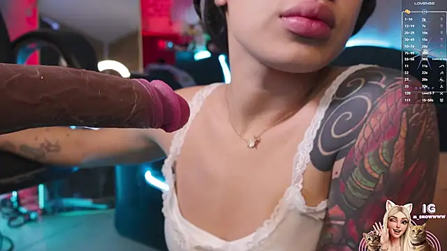 Miila snow online show from 18, 2, 2026