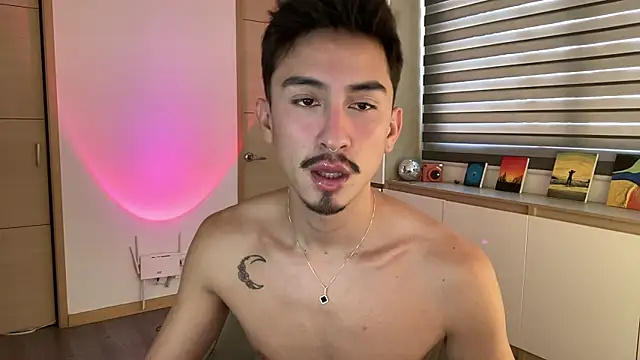 sweettaaron01 online show from 17, 11, 2025