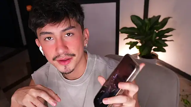 sweettaaron01 online show from 17, 7, 2026