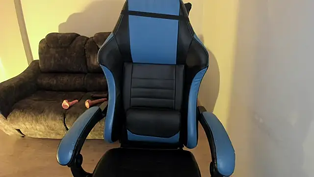 Scarbadgirl  online show from 9, 9, 2025