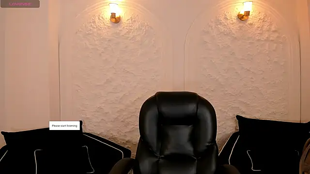 Snapshot of SarahYates chatting on 9, 5, 2026 SarahYates online show from 9, 5, 2026