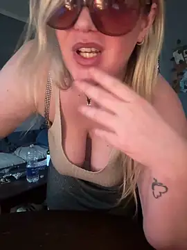 Granlady7 online show from 15, 4, 2026